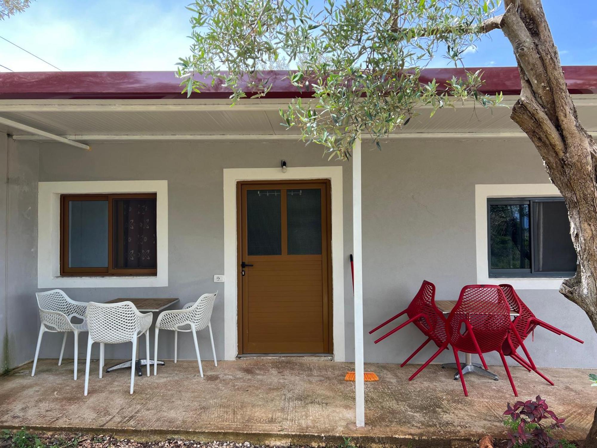 Oni Apartments Ksamil Ngoại thất bức ảnh